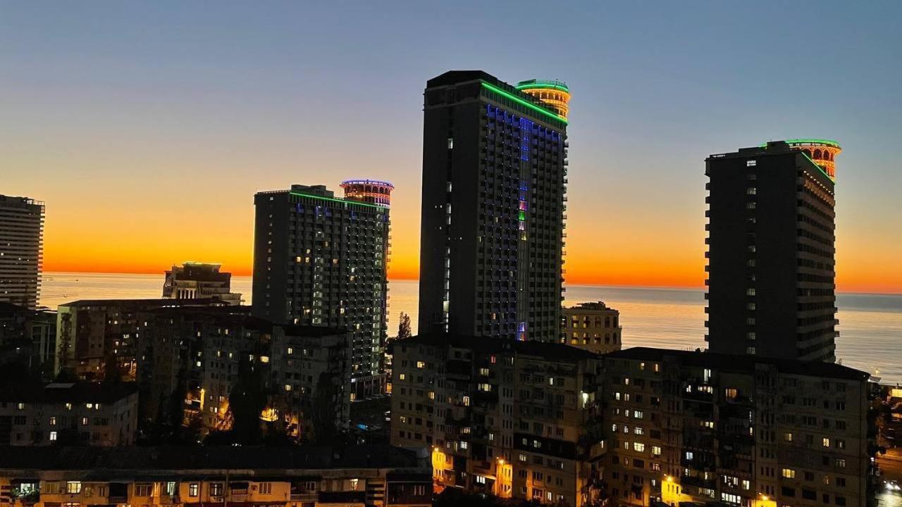 Pirosmani 18D, 14 Floor Apartamento Batumi Exterior foto